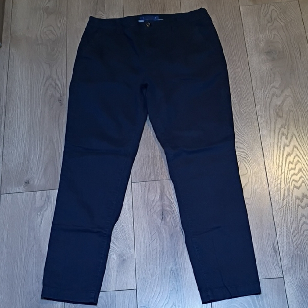 Aeropostale Men's Black‎ Chinos Size 32/30